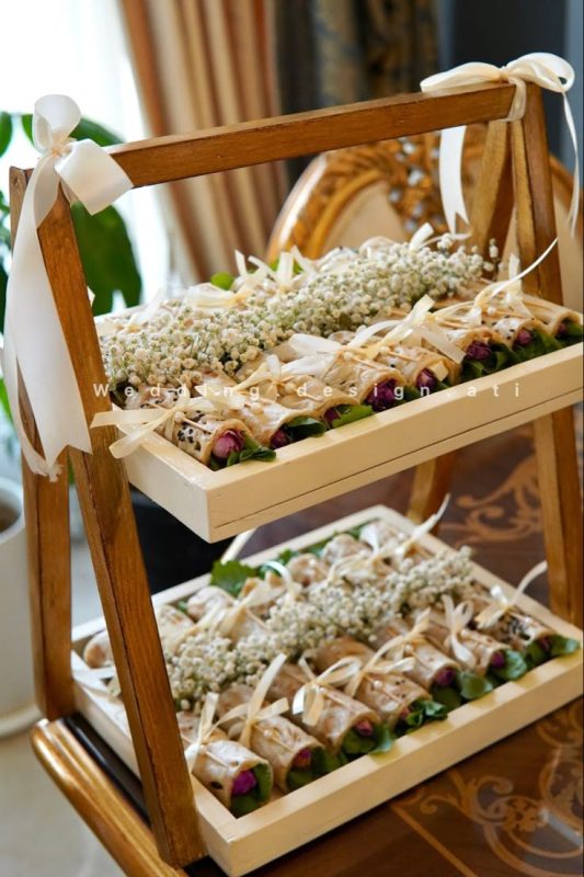 نان و سبزی سفره عقد